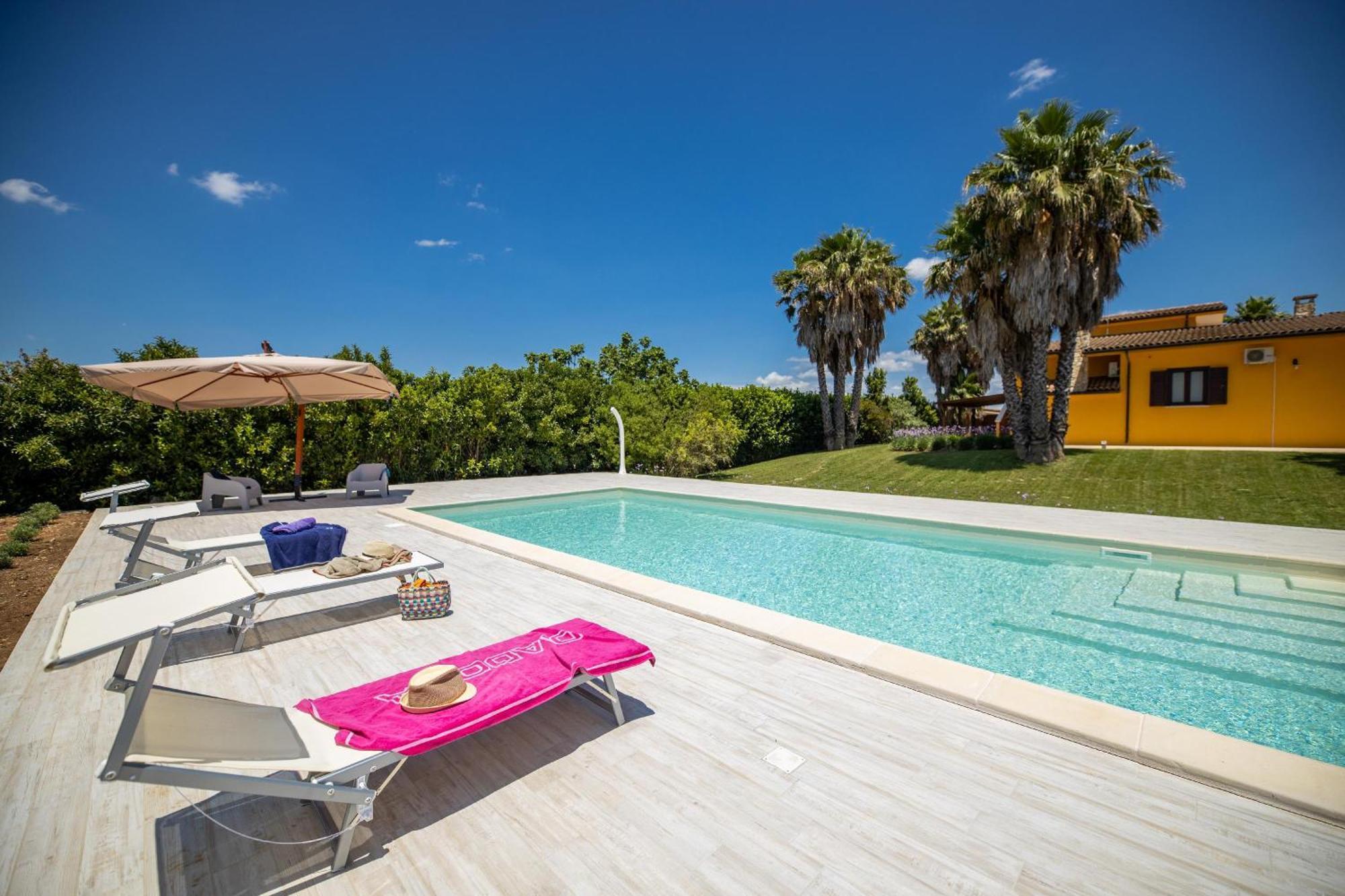 Villa Esmeralda Taviano  Luaran gambar