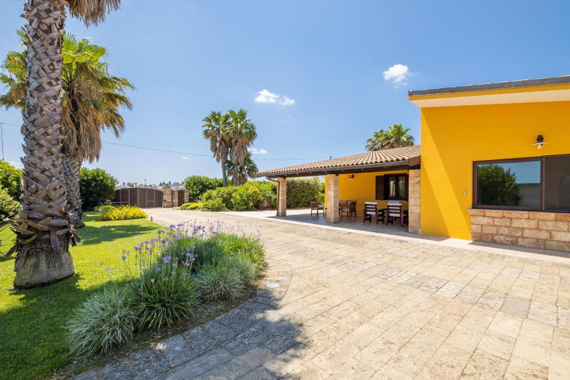 Villa Esmeralda Taviano  Luaran gambar